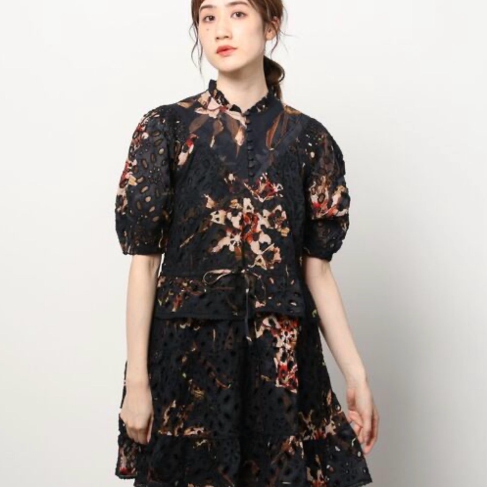 AllSaints Tila Kuroyuri Black Floral Lace Puff-Sleeve Mini Dress